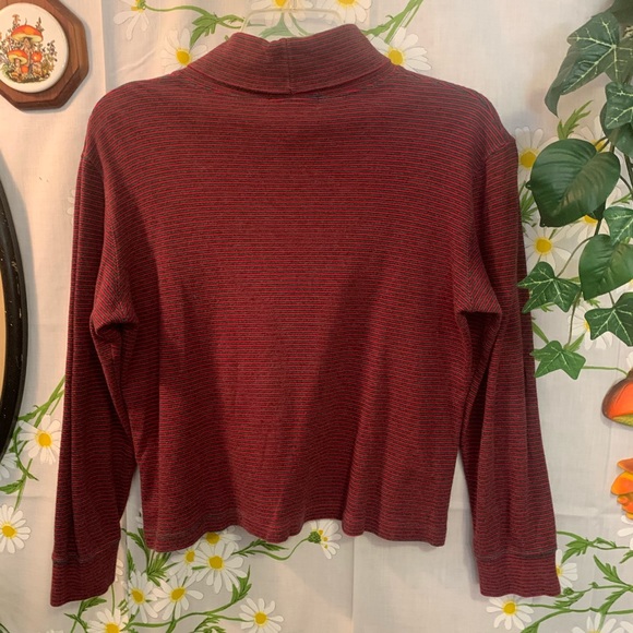 Vintage burgundy grey stripe cropped turtleneck - Picture 6 of 6